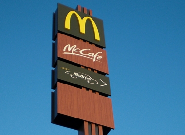 Apia et les enseignes McDonald's 